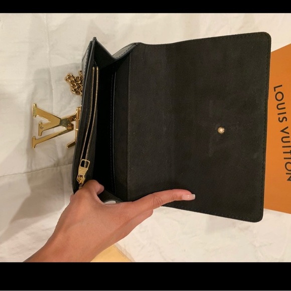 SOLD - Picture 4 of 7